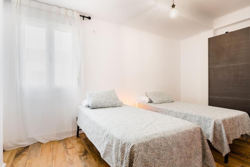 Apto Centrico, 2 Aparcamientos Privados, Bicis Sevilla Exterior foto